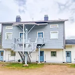 Lomahuoneisto Ukonpuoti 15-16